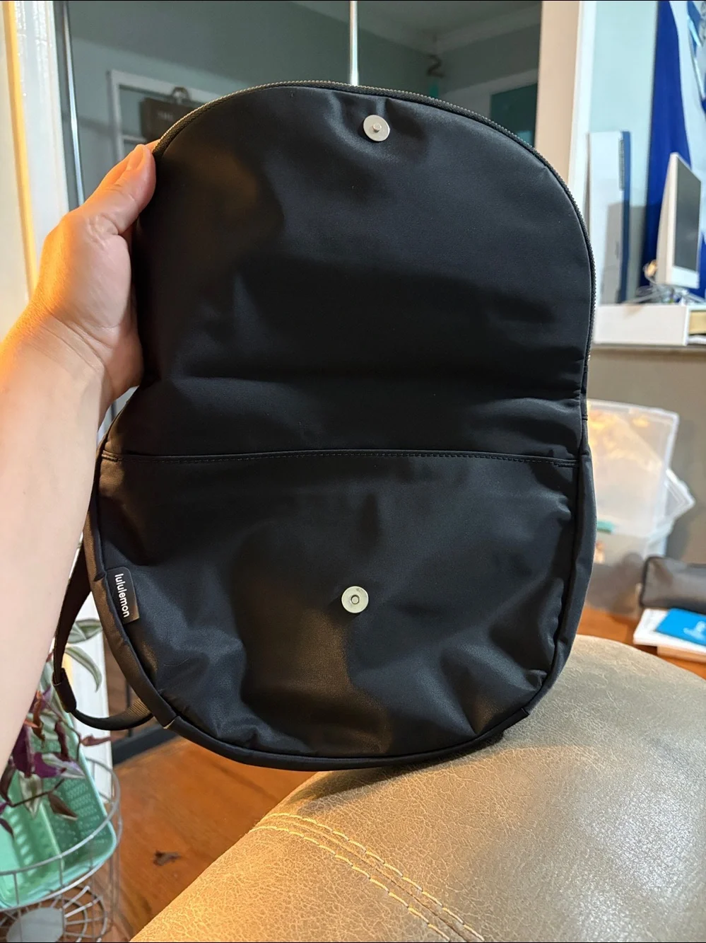Lululemon All Night Festival Bag 5L - Black with Silver Hardware Excellent Cond